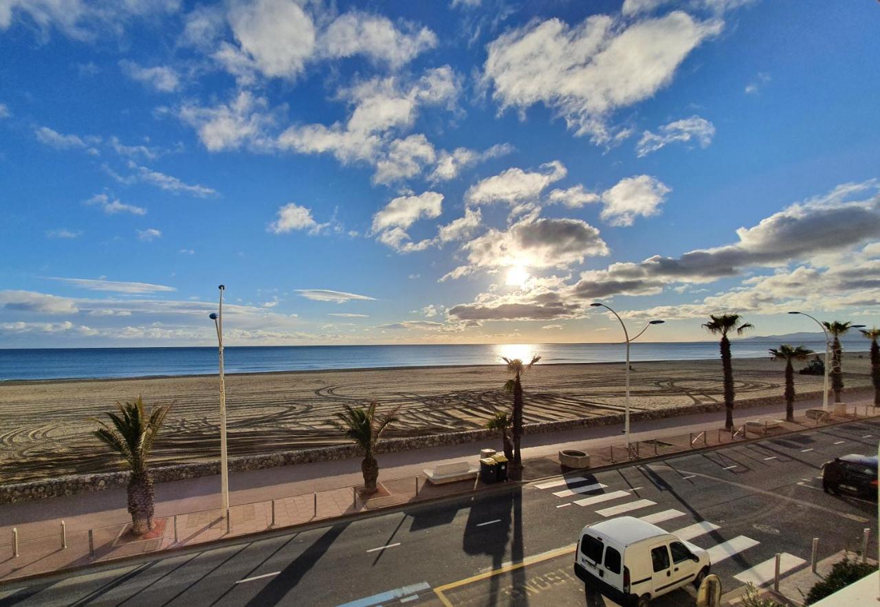 Magnifique Vue Mer Avec Une Chambre - Nouria 55 - Canet-en-Roussillon Luaran gambar